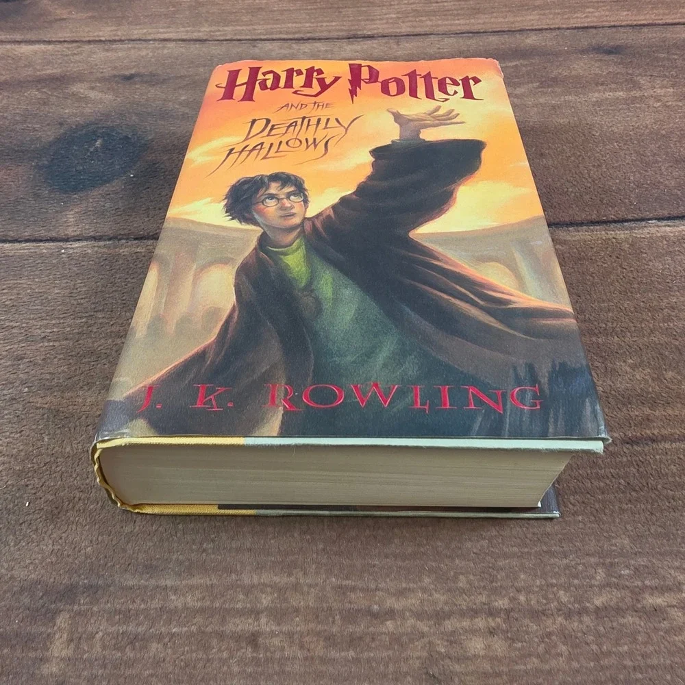 Scholastic Harry Potter and the Deathly Hallows OS Multi Good First Edition Hard